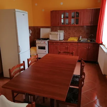 Sarkifeny Vendeghaz Vásárosnamény