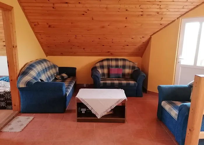 Apartment Sarkifeny Vendeghaz
